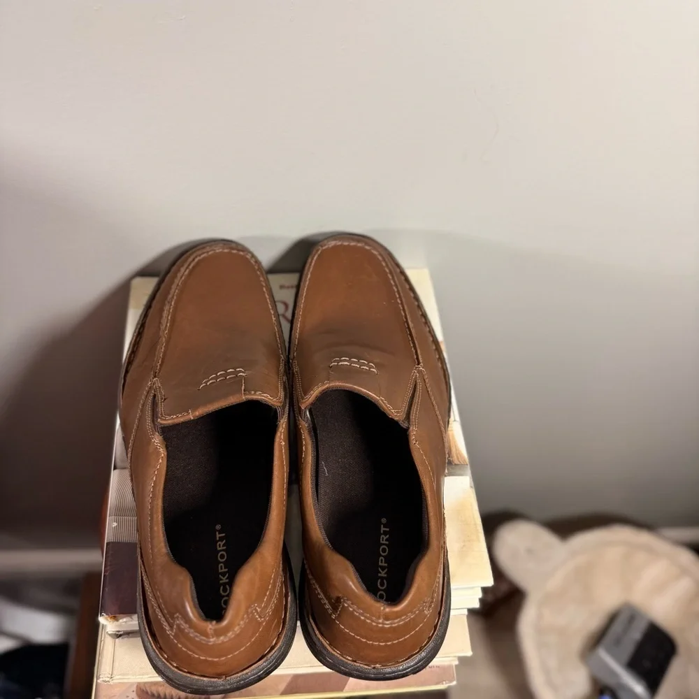 Rockport Size 10 Men's Brown Leather Slip-On Shoes